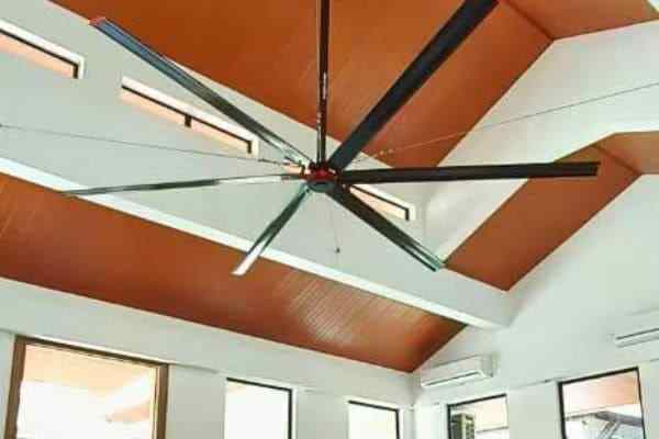 Porque é que o Médio Oriente opta por ventiladores HVLS?