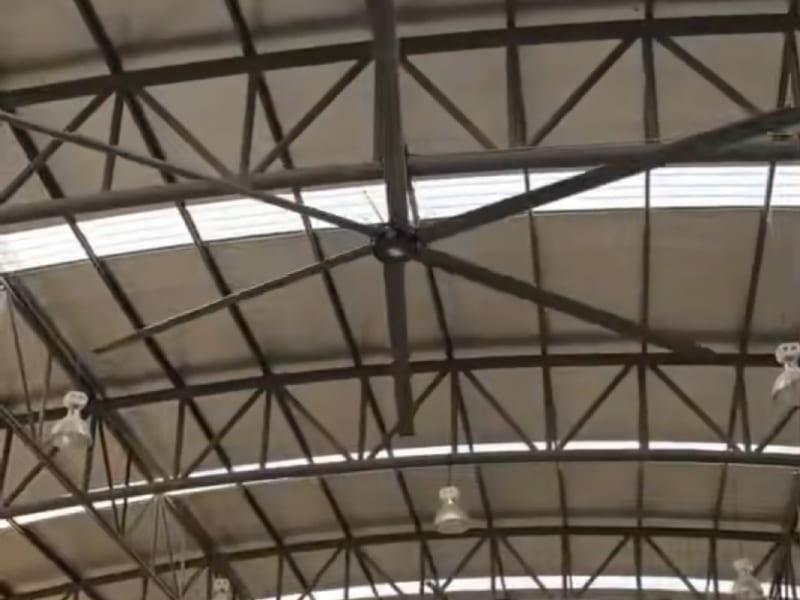 Como escolher um fornecedor de ventiladores HVLS: um guia de avaliação profissional para compradores B2B