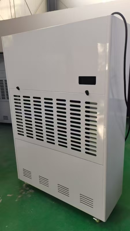 Desumidificador Industrial CorTec: Controle Poderoso de Umidade para Armazéns, Garagens e Grandes Áreas Comerciais